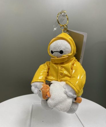 LLAVERO PELUCHE ( BAG CHARMS) BAYMAX PONCHO