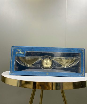 FIGURA SNITCH DORADA