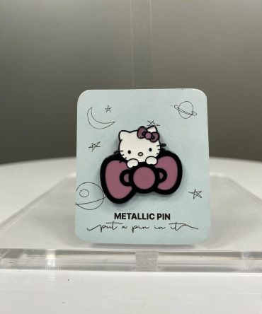 PIN HELLO KITTY LAZO