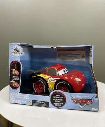CARRO RAYO MCQUEEN PARLANTE