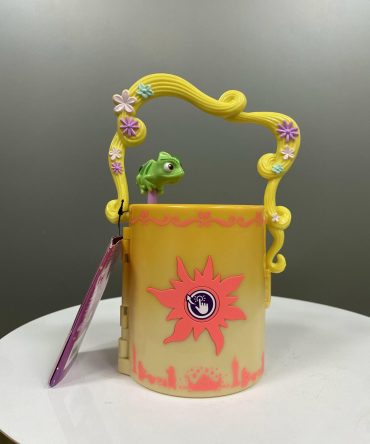 LAMPARA Y SET PAPELERIA RAPUNZEL