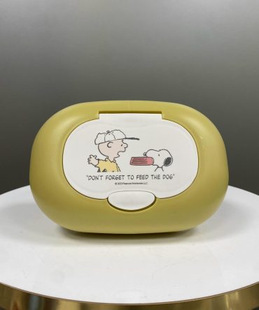 DISPENSADOR DE TOALLAS HUMEDAS SNOOPY AMARILLO