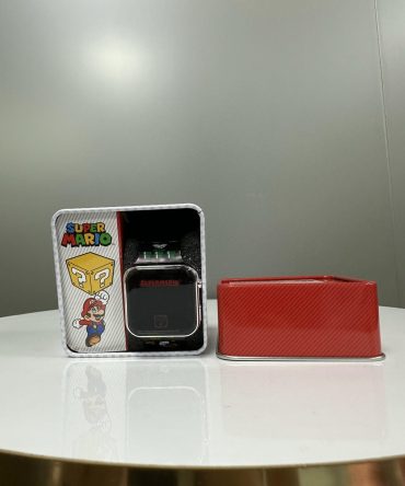 RELOJ MARIO CUADRADO NEGRO