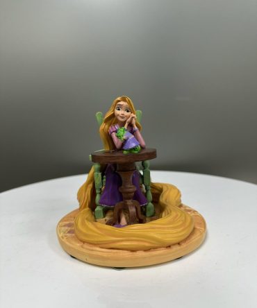 FIGURA RESINA RAPUNZEL